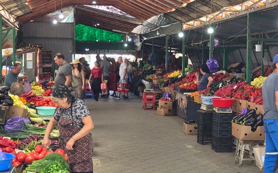 Piața agroalimentară Breaza